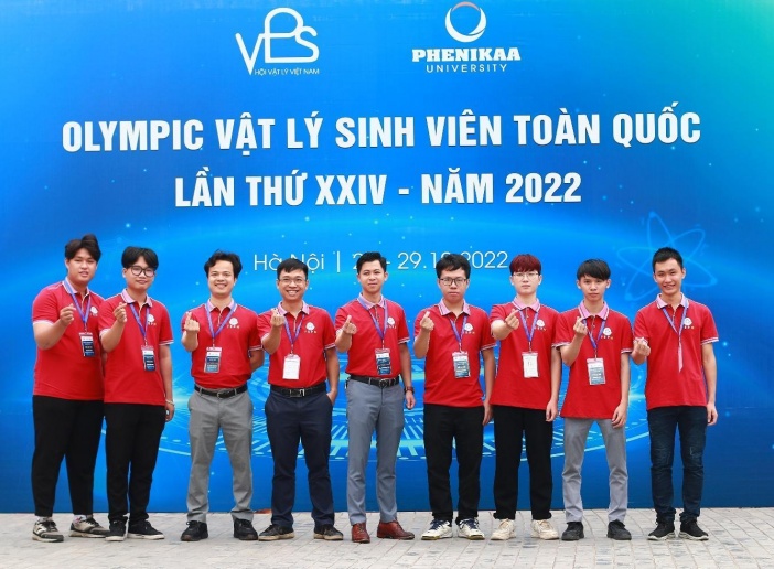 Olympic Vật lý sinh viên toàn quốc lần thứ XXIV: Đội tuyển Trường Đại học Công nghệ đạt giải Nhất toàn đoàn năm 2022